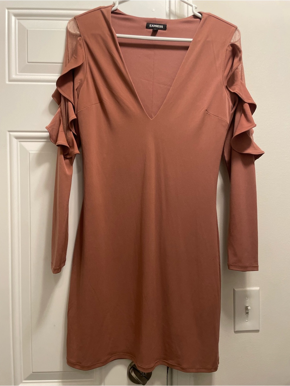 Express Womens Mauve-Rust Ruffle Sleeve V-Neck Long Sleeve Dress Size Small